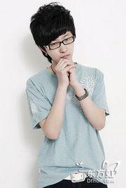 谢佳个人资料,才华横溢的年轻艺术家，多才多艺的人生轨迹