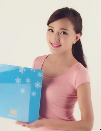 何宁宁照片,镜头下的魅力瞬间